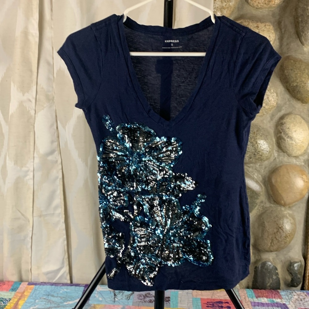Express Extra Small Women’s Sleeveless Shirt